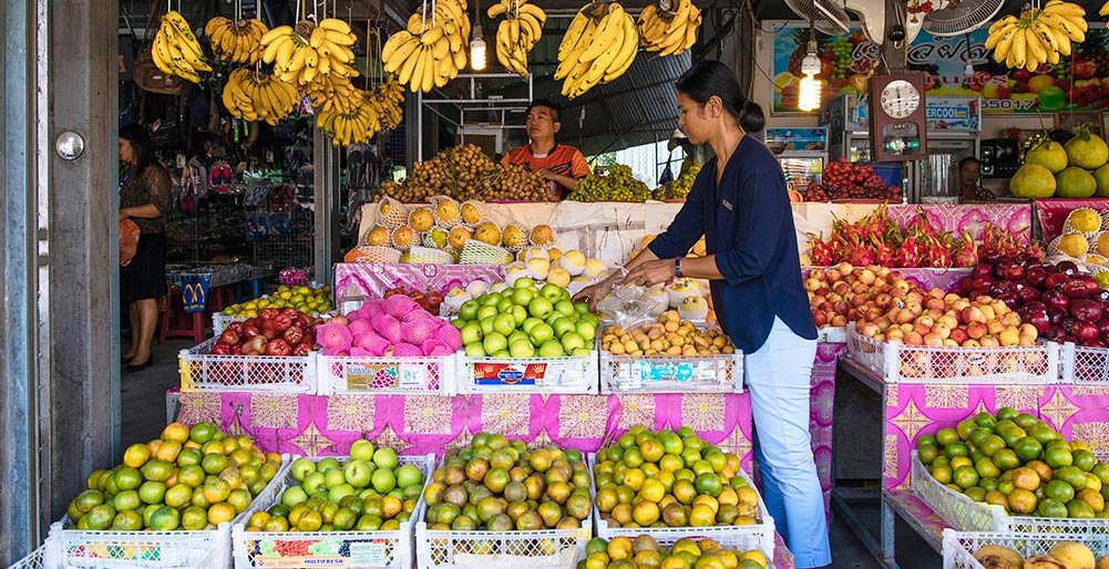  Waimarie - Local fruits market near the villa